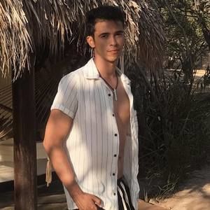 Meet your Posher, Christian
